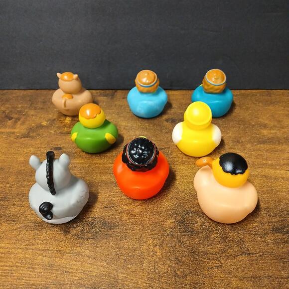 Lot of 8 Oriental Trading Company Mini Rubber Duckies Ducks - Picture 2 of 4